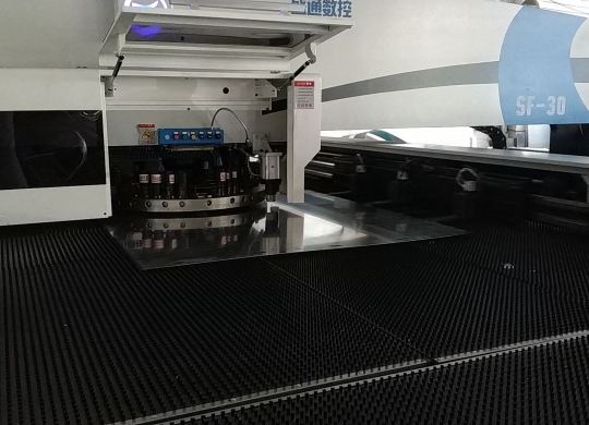 鋁單板加工視頻